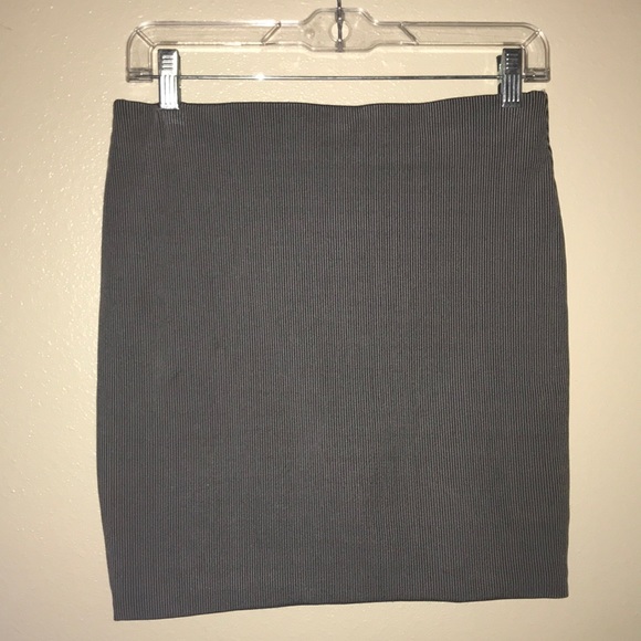 Pencil Skirt - Picture 3 of 4